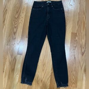 Good American Good Curve Crop black Jeans size 4/27